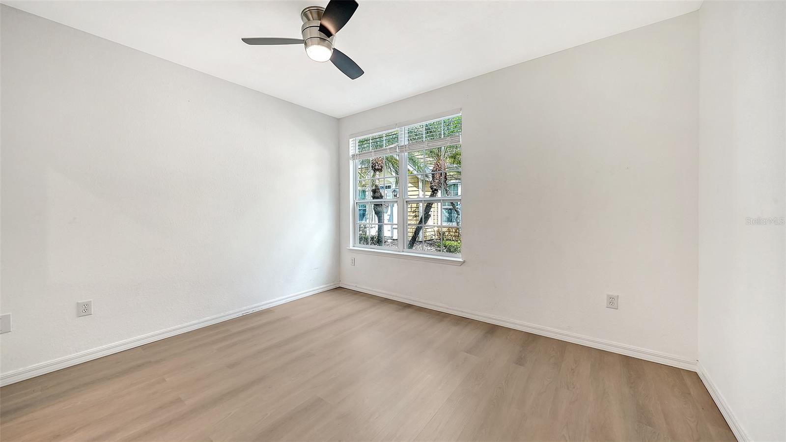 5561 ROSEHILL RD #104, SARASOTA, FL, 34233