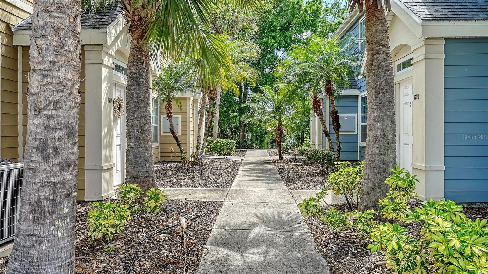 5561 ROSEHILL RD #104, SARASOTA, FL, 34233