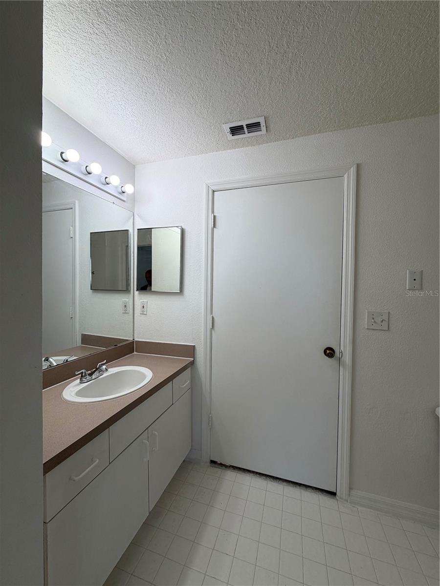 5542 METROWEST BLVD #308, ORLANDO, FL, 32811