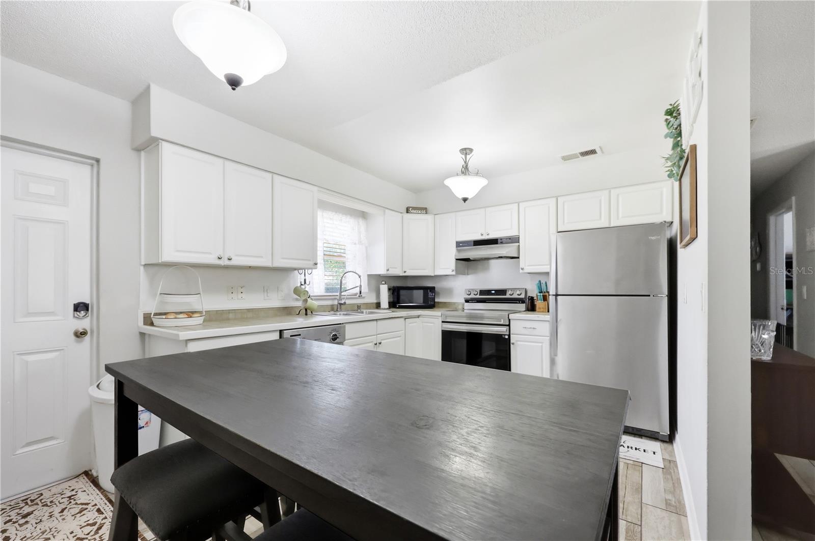 786 E WARREN AVE, LONGWOOD, FL, 32750