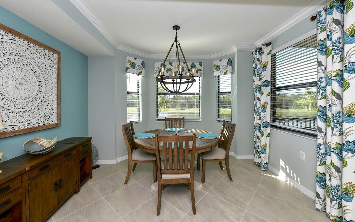 17626 GAWTHROP DR #206, BRADENTON, FL, 34211