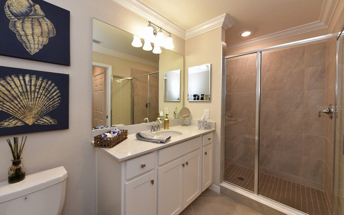 17626 GAWTHROP DR #206, BRADENTON, FL, 34211