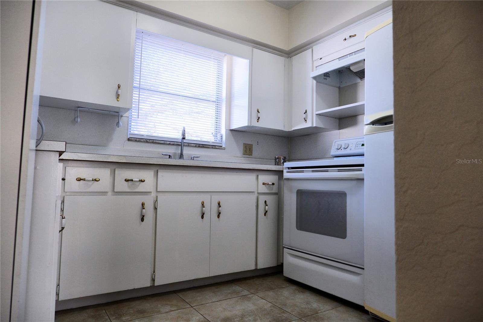 8056 30TH AVE N, ST PETERSBURG, FL, 33710