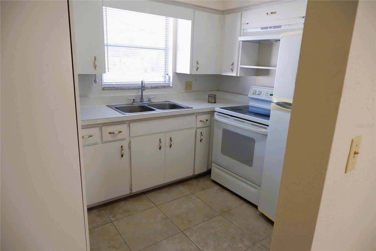 8056 30TH AVE N, ST PETERSBURG, FL, 33710