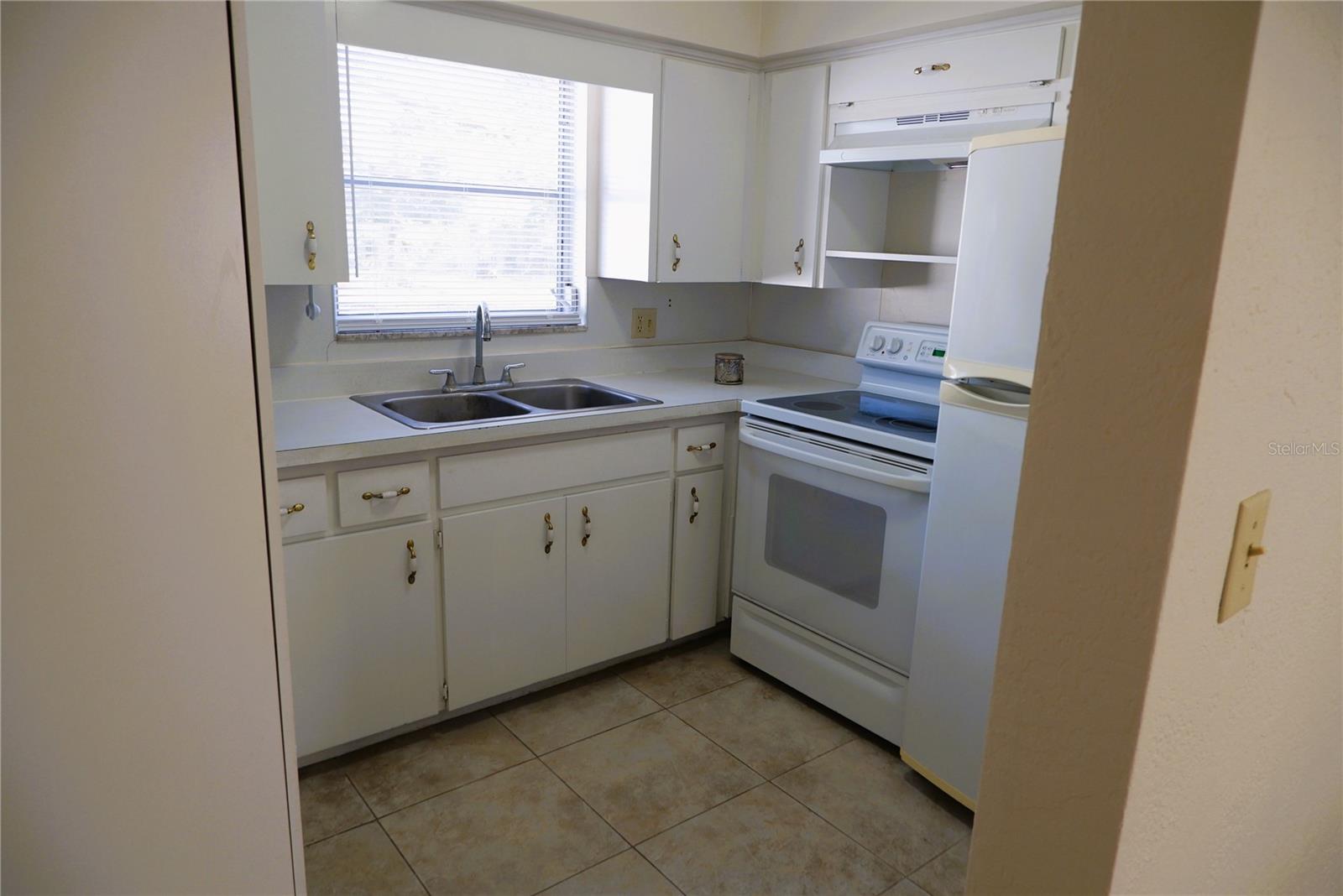 8056 30TH AVE N, ST PETERSBURG, FL, 33710