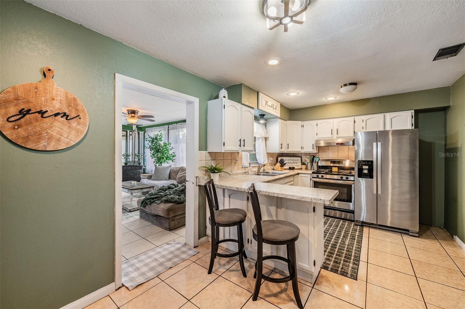 39048 BLUE JAY AVE, ZEPHYRHILLS, FL, 33542