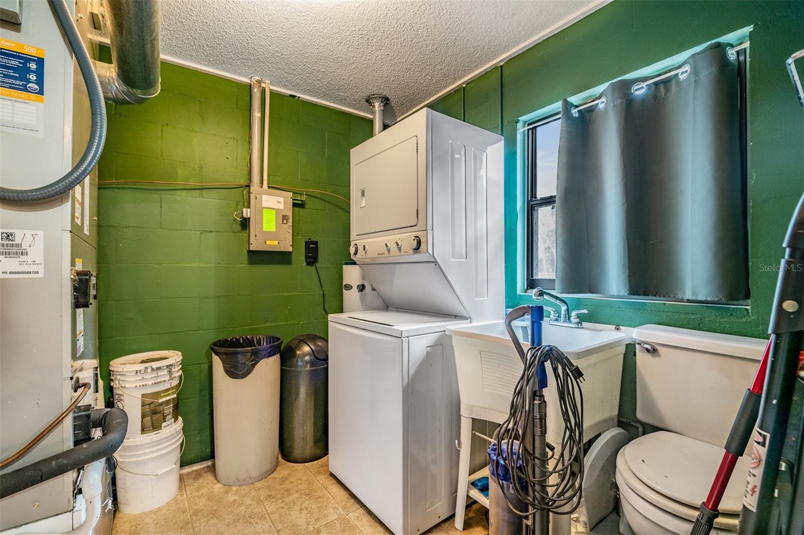 39048 BLUE JAY AVE, ZEPHYRHILLS, FL, 33542