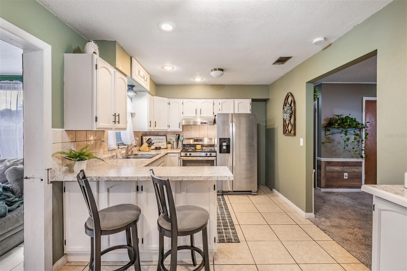 39048 BLUE JAY AVE, ZEPHYRHILLS, FL, 33542