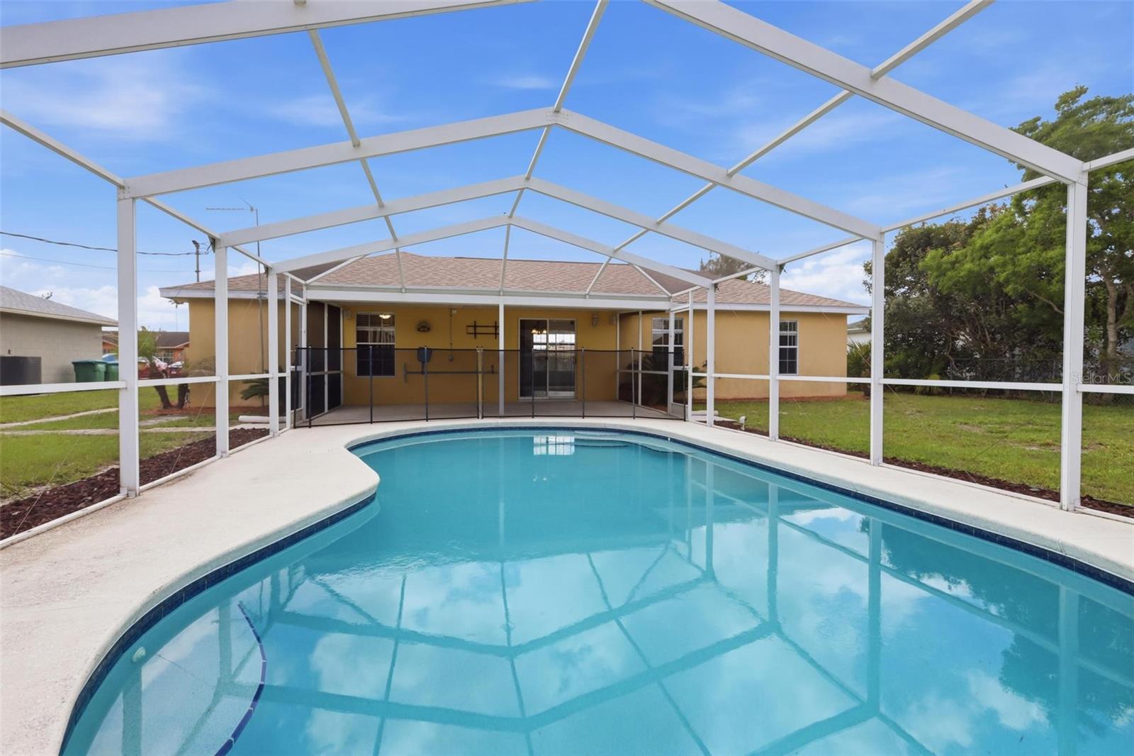 2777 W COVINGTON DR, DELTONA, FL, 32738