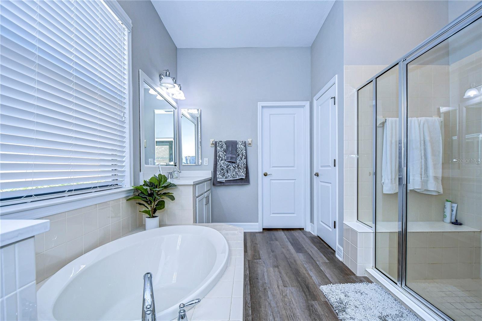 2614 MILFORD BERRY LN, TAMPA, FL, 33618