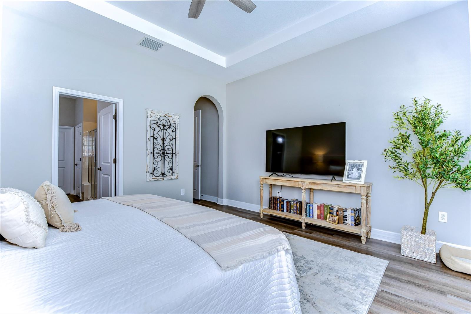 2614 MILFORD BERRY LN, TAMPA, FL, 33618