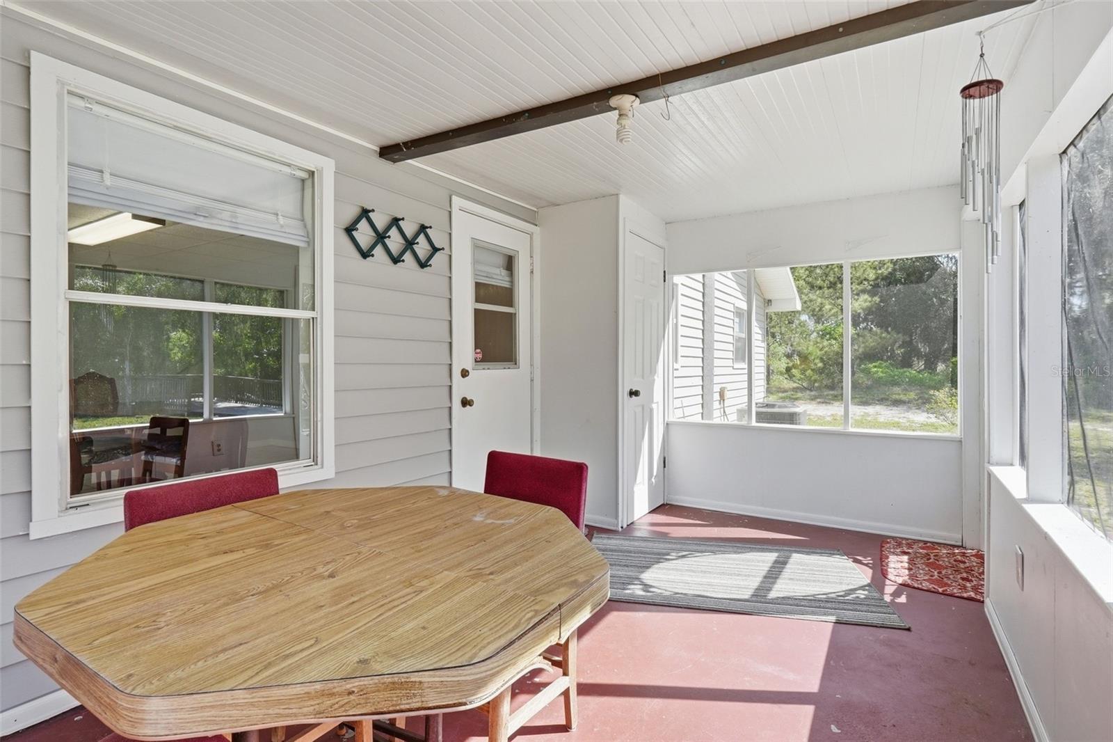 1289 CR 436, LAKE PANASOFFKEE, FL, 33538