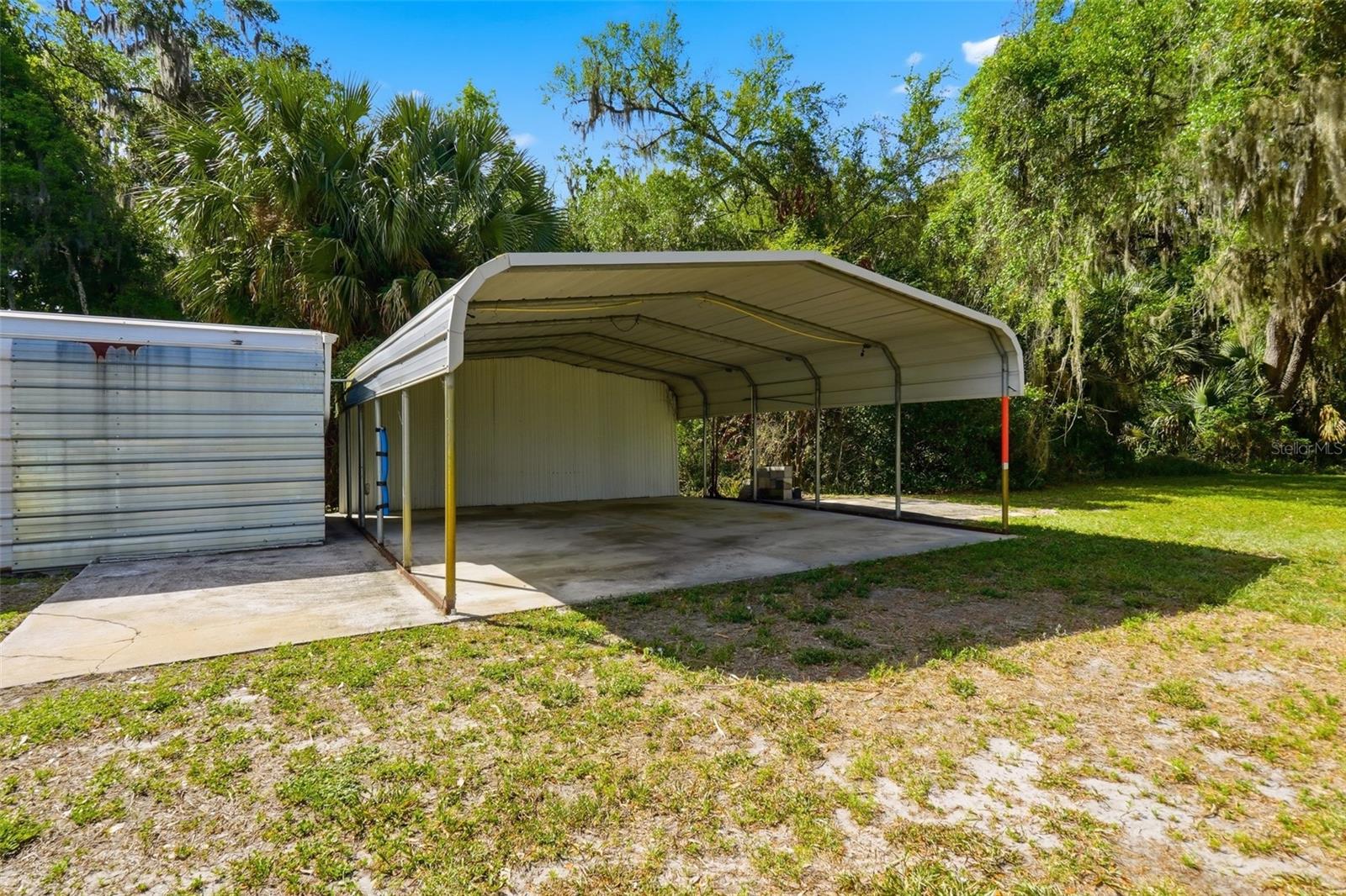1289 CR 436, LAKE PANASOFFKEE, FL, 33538