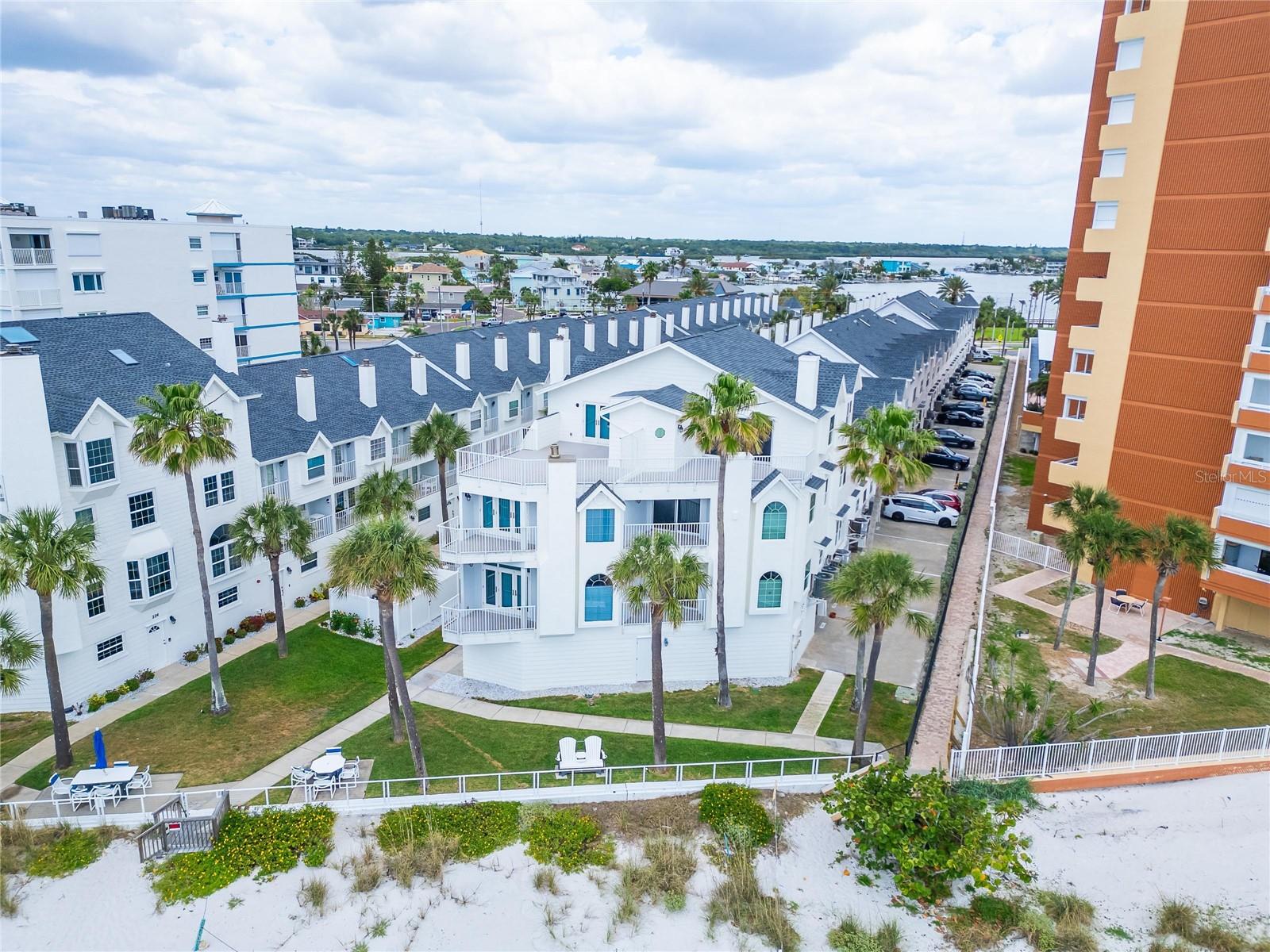 17960 GULF BLVD #106, REDINGTON SHORES, FL, 33708