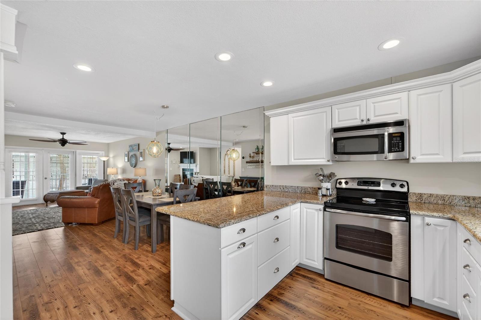 17960 GULF BLVD #106, REDINGTON SHORES, FL, 33708