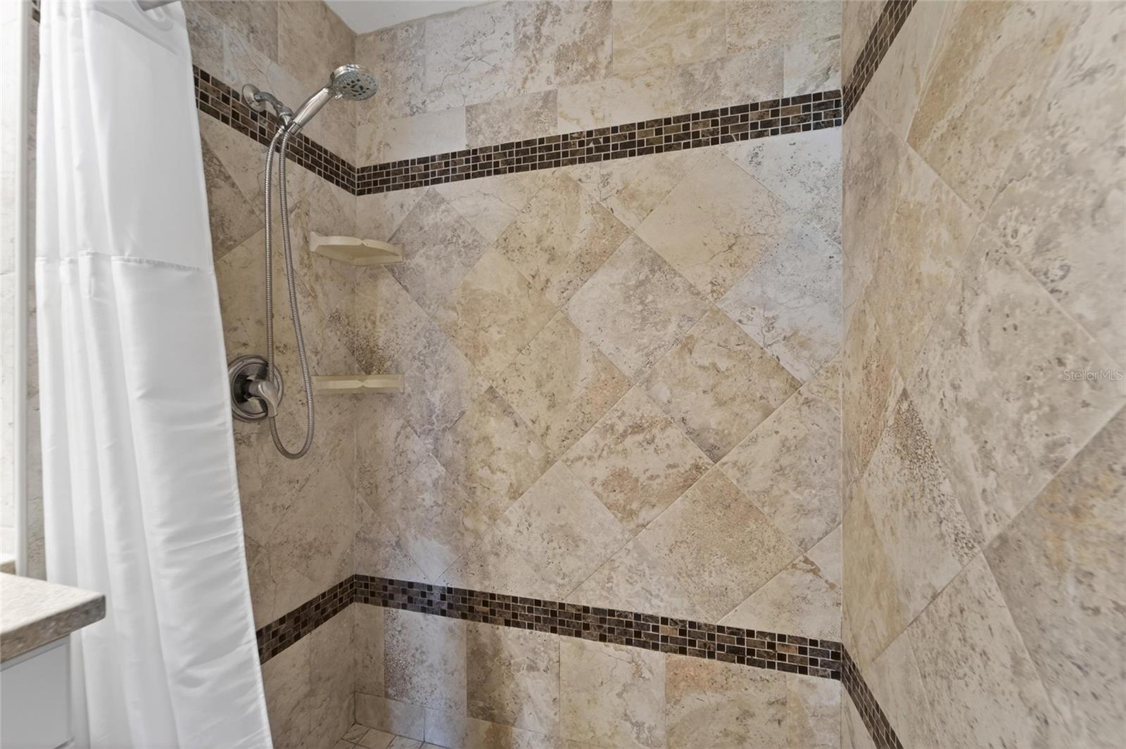 17960 GULF BLVD #106, REDINGTON SHORES, FL, 33708