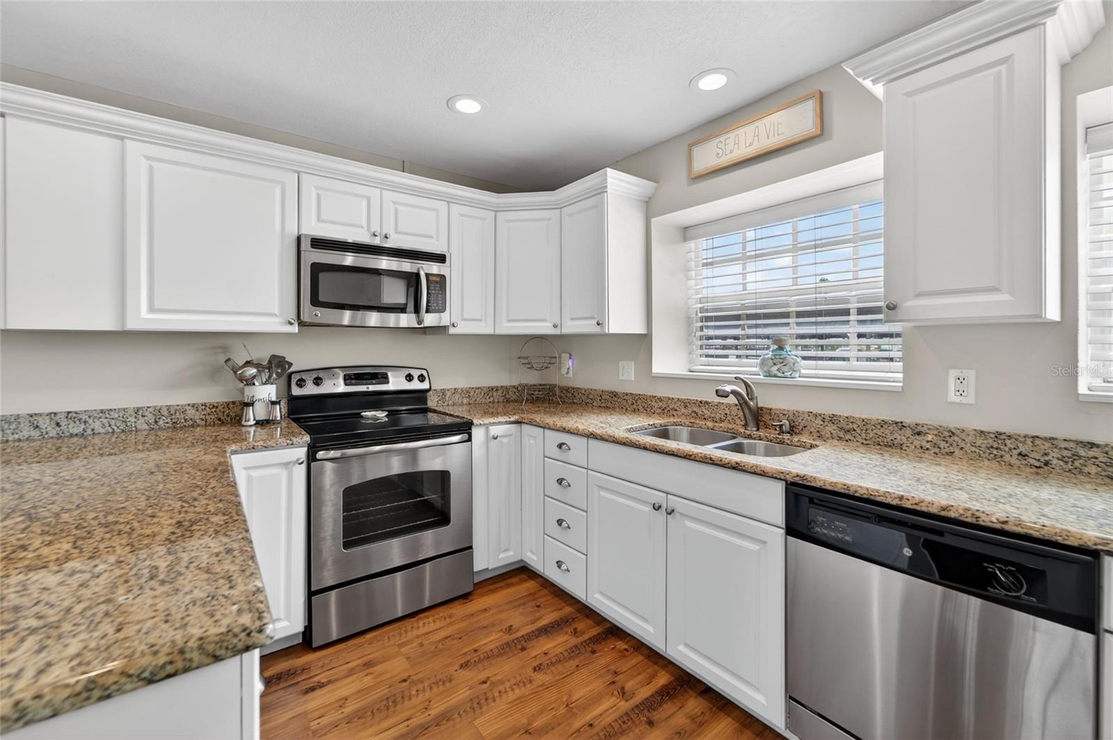 17960 GULF BLVD #106, REDINGTON SHORES, FL, 33708