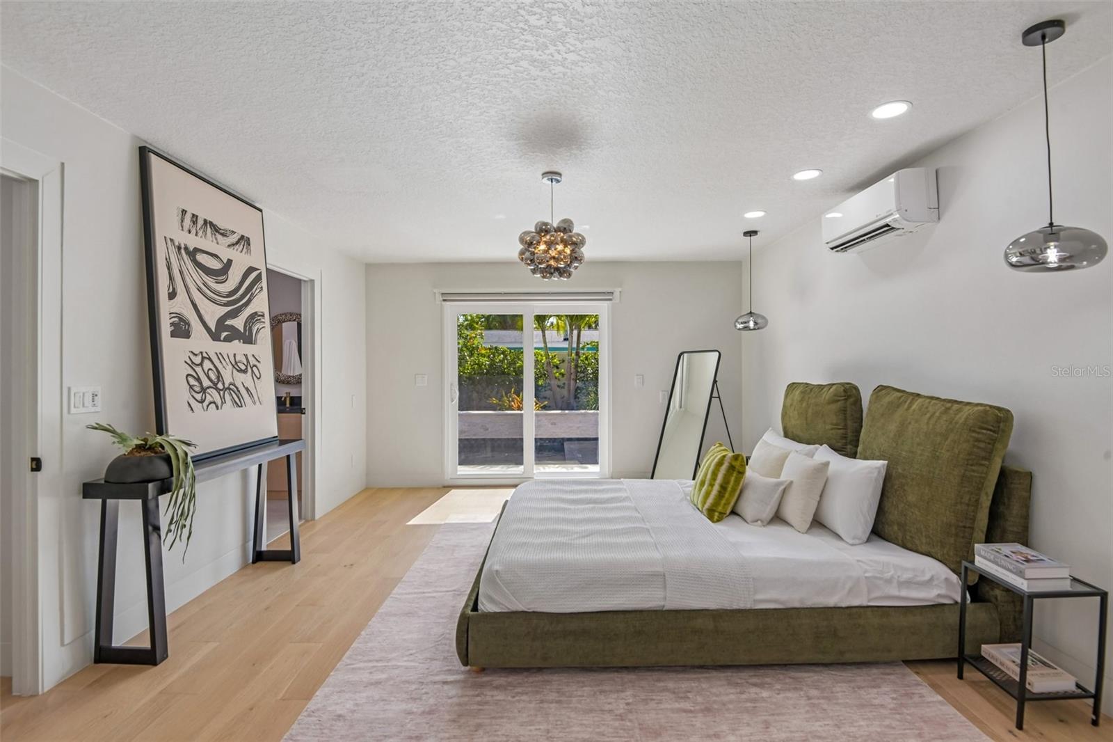 861 RAFAEL BLVD NE, ST PETERSBURG, FL, 33704