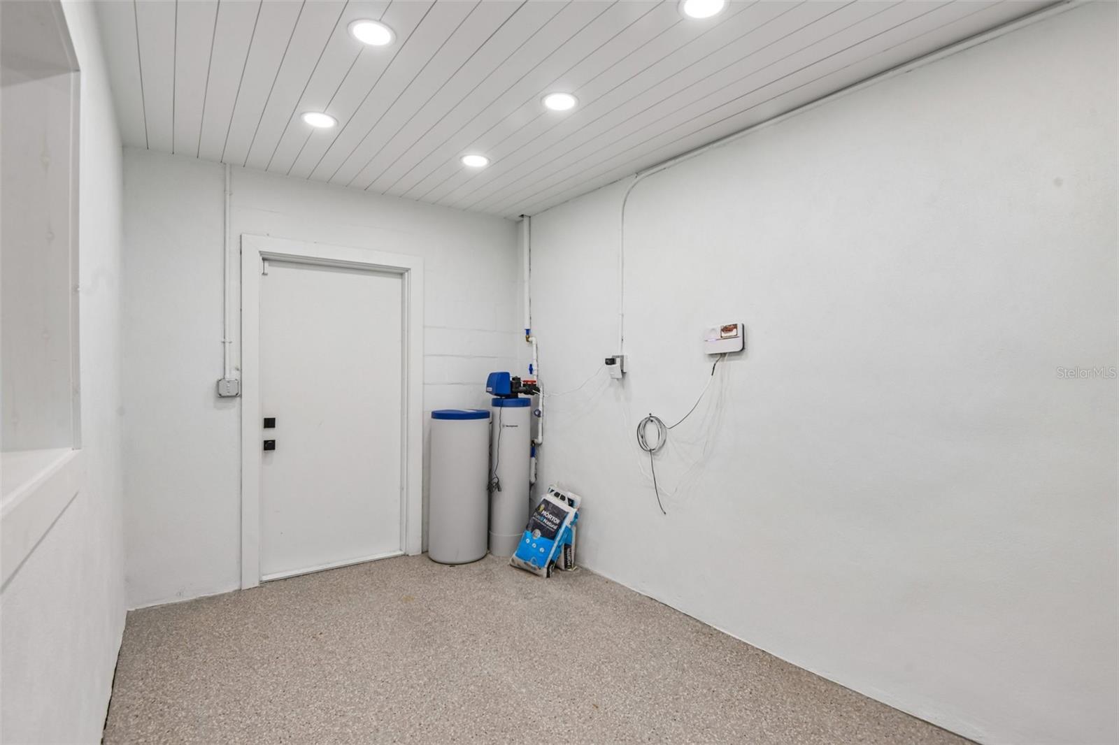 861 RAFAEL BLVD NE, ST PETERSBURG, FL, 33704