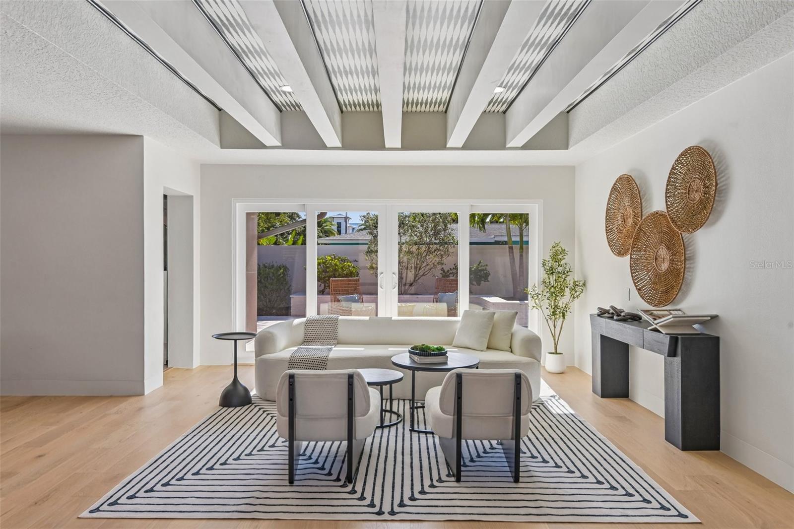 861 RAFAEL BLVD NE, ST PETERSBURG, FL, 33704