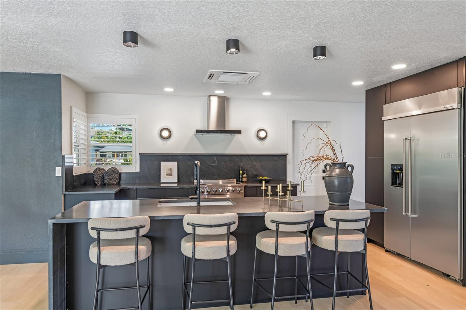 861 RAFAEL BLVD NE, ST PETERSBURG, FL, 33704