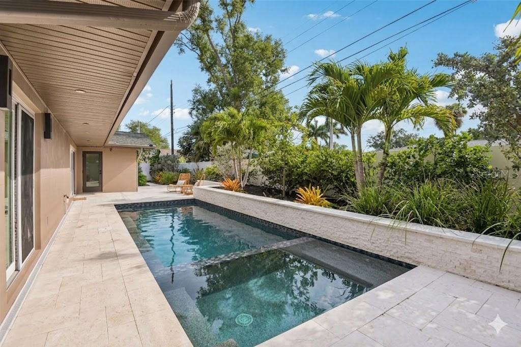 861 RAFAEL BLVD NE, ST PETERSBURG, FL, 33704