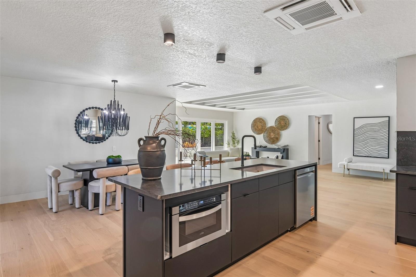 861 RAFAEL BLVD NE, ST PETERSBURG, FL, 33704