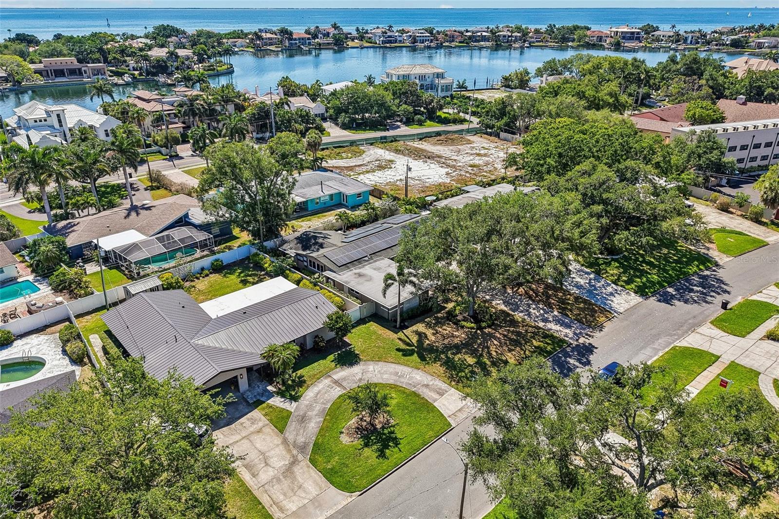 861 RAFAEL BLVD NE, ST PETERSBURG, FL, 33704