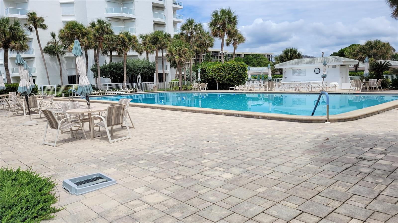 1000 LONGBOAT CLUB RD #406, LONGBOAT KEY, FL, 34228