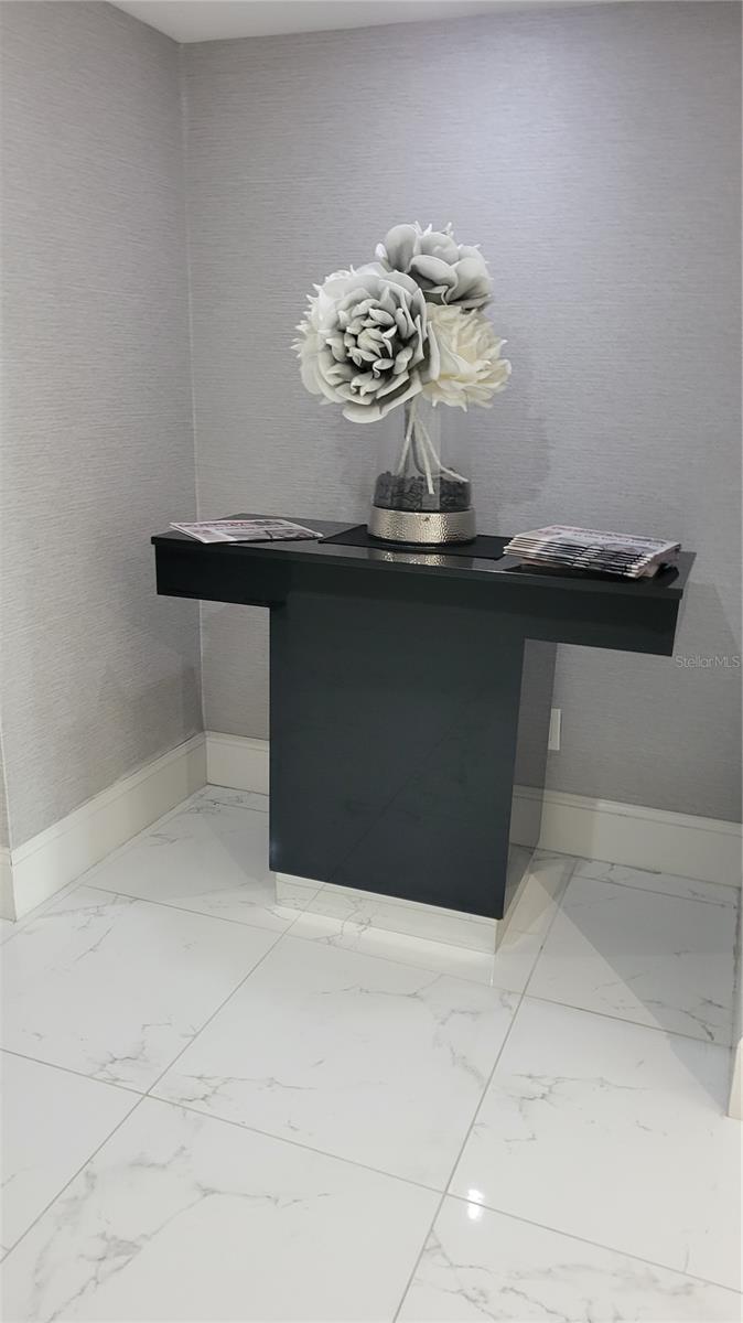 1000 LONGBOAT CLUB RD #406, LONGBOAT KEY, FL, 34228