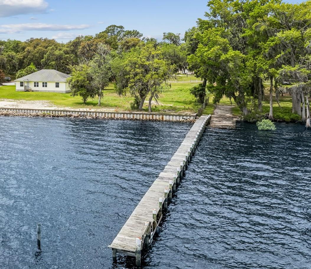 102 SANDRA LN, CRESCENT CITY, FL, 32112