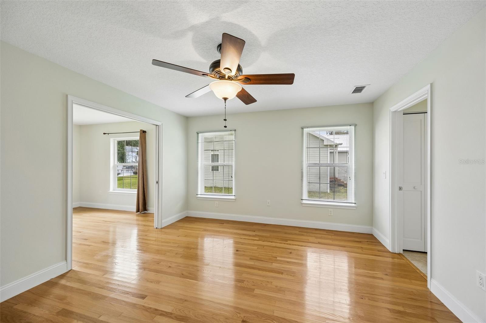 102 SANDRA LN, CRESCENT CITY, FL, 32112