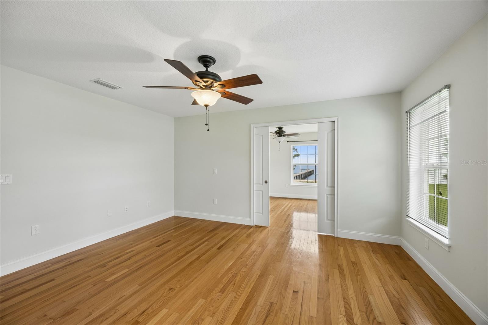 102 SANDRA LN, CRESCENT CITY, FL, 32112