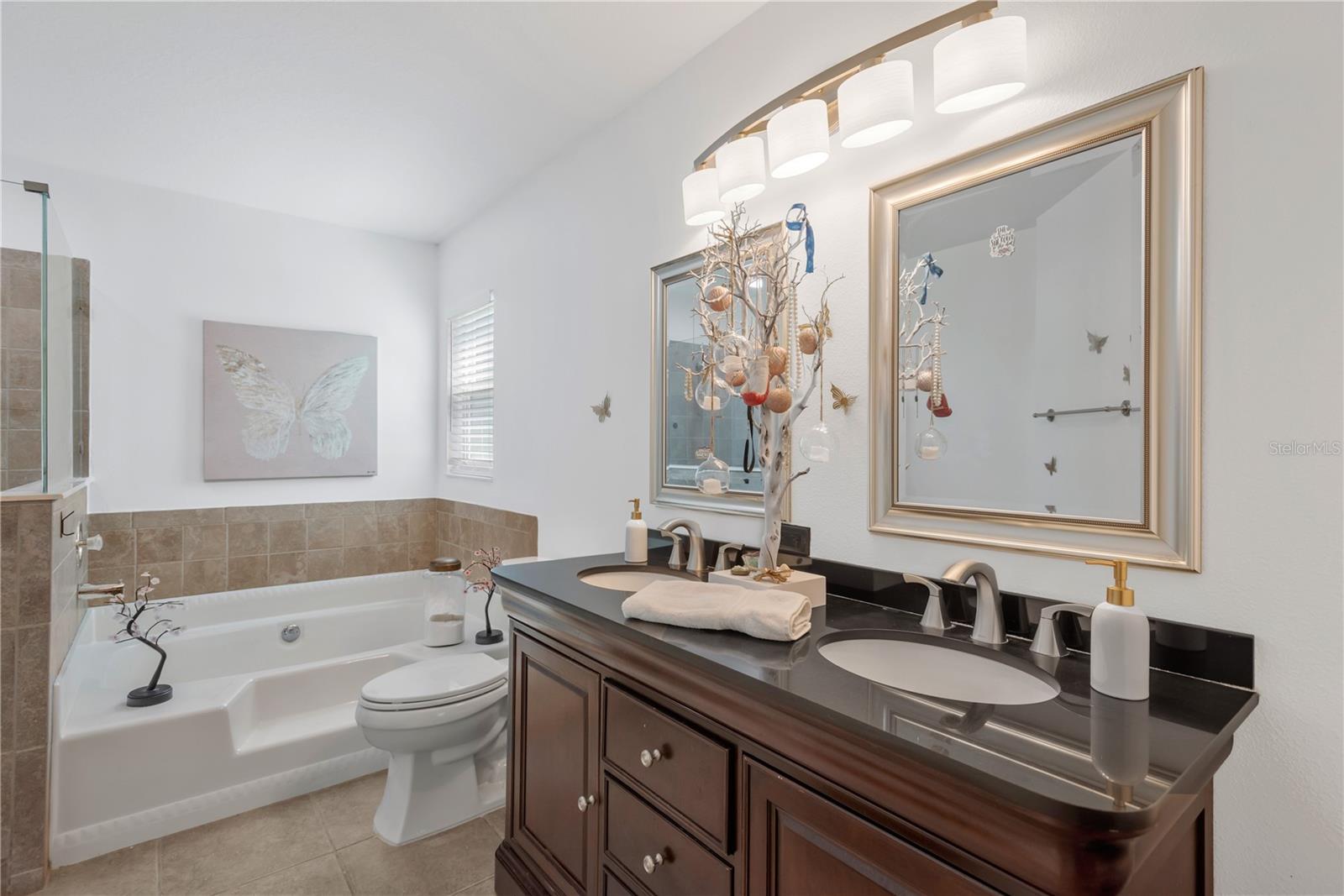 1211 TIMBER TRACE DR, WESLEY CHAPEL, FL, 33543