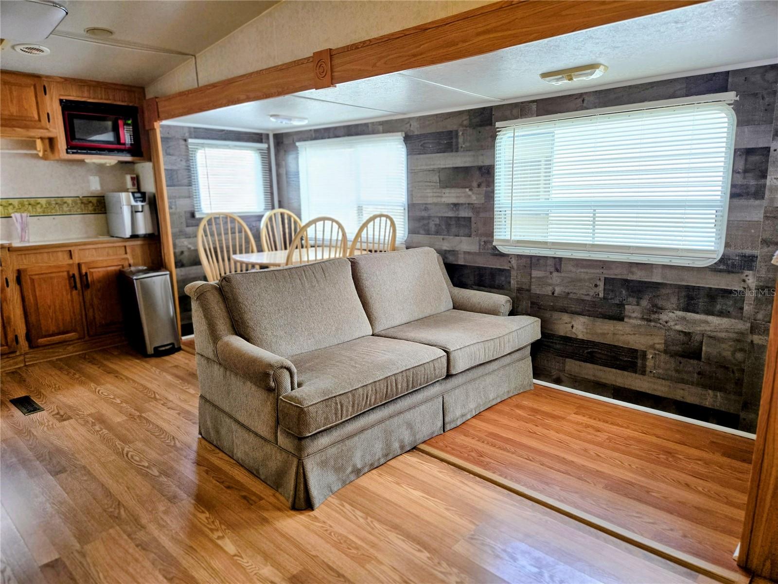 39249 NANIAN DR, ZEPHYRHILLS, FL, 33542