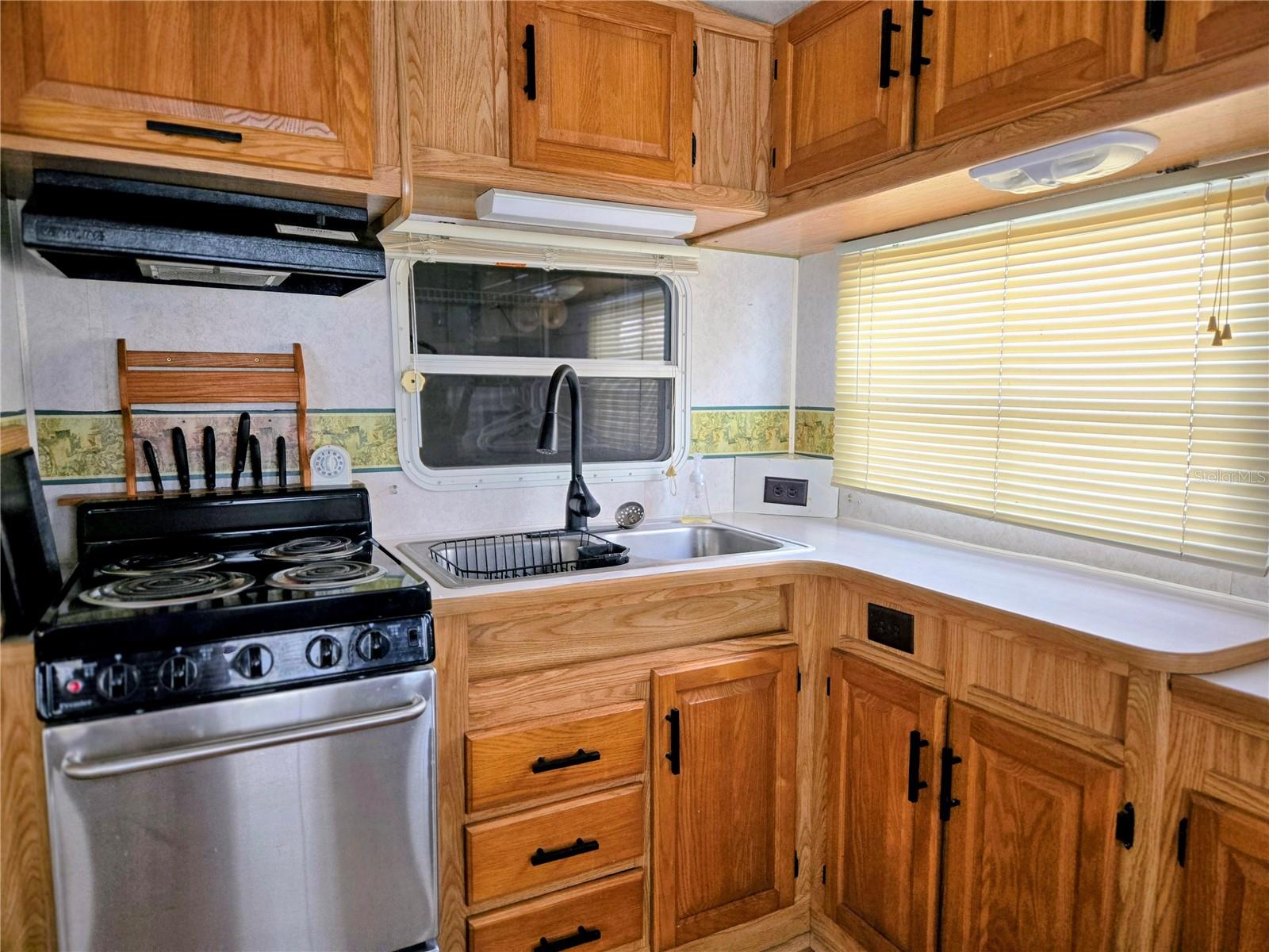 39249 NANIAN DR, ZEPHYRHILLS, FL, 33542