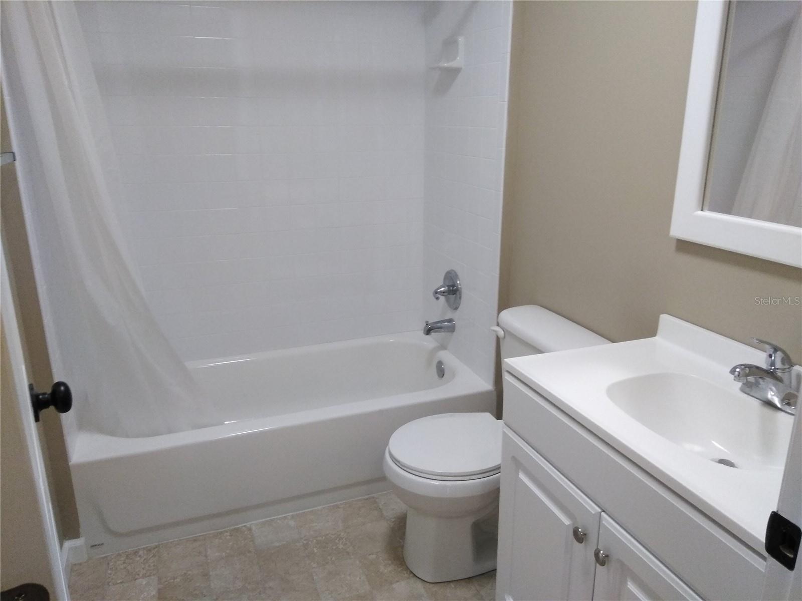 910 9TH AVE SW, LARGO, FL, 33770