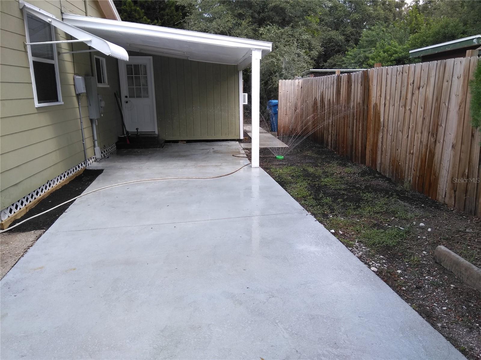 910 9TH AVE SW, LARGO, FL, 33770