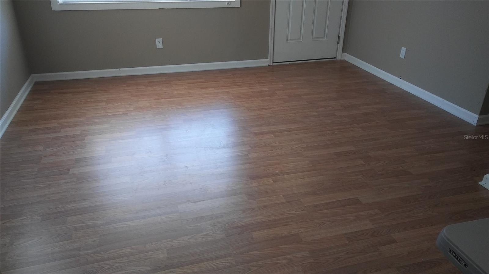 910 9TH AVE SW, LARGO, FL, 33770