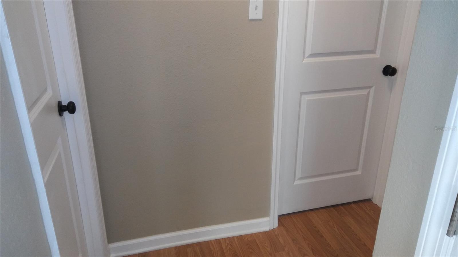 910 9TH AVE SW, LARGO, FL, 33770