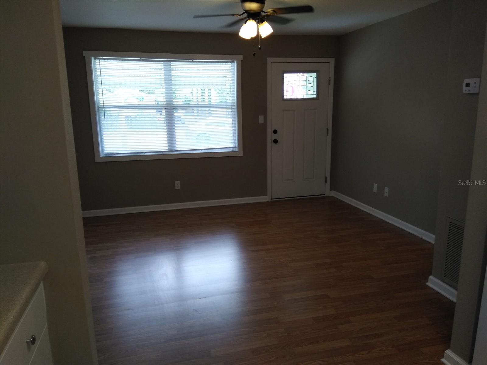 910 9TH AVE SW, LARGO, FL, 33770