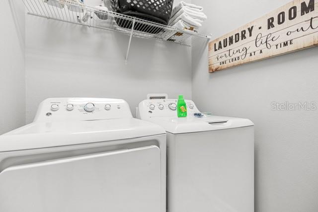 8909 STINGER DR, CHAMPIONS GATE, FL, 33896