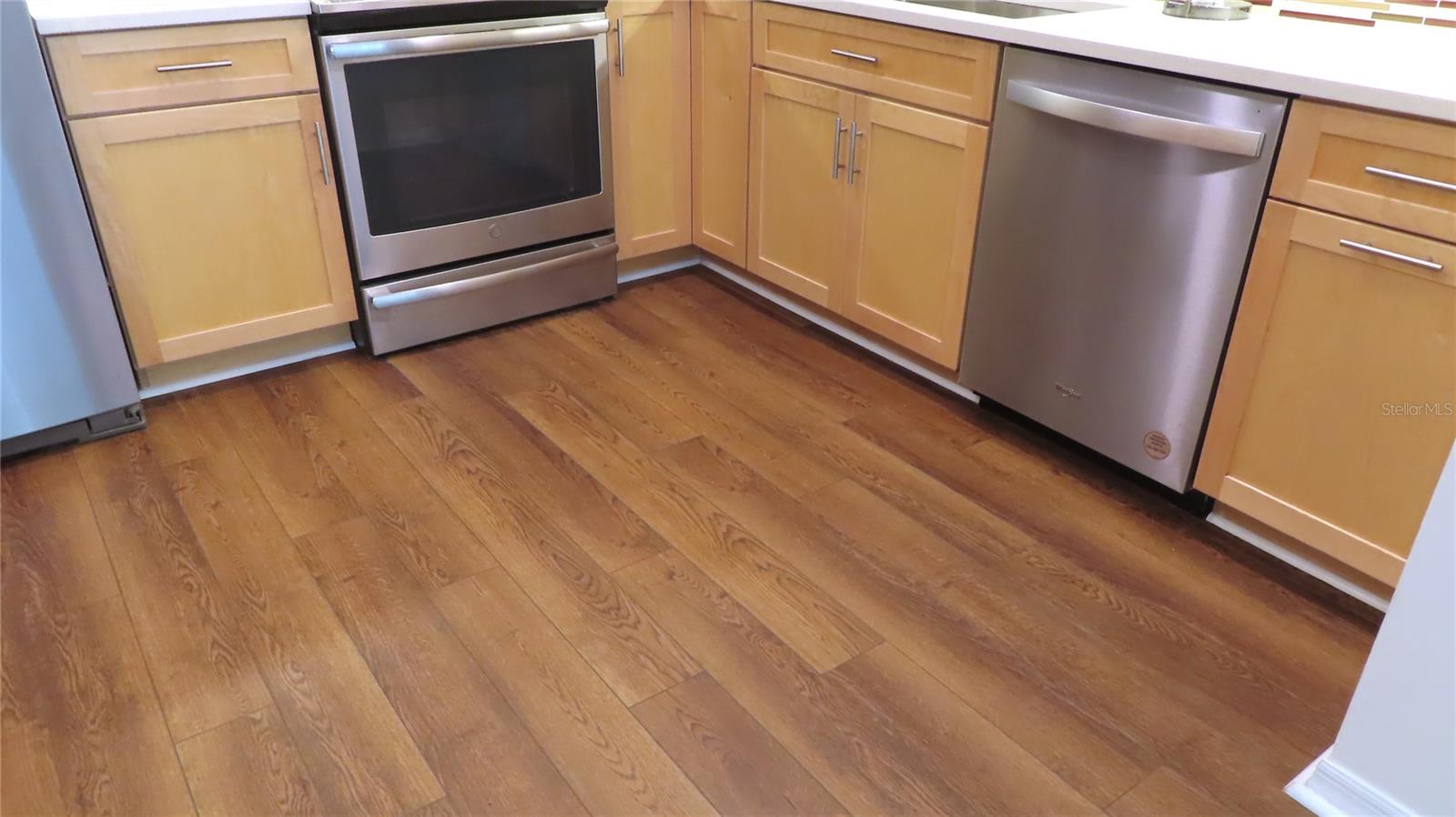 2285 ISRAELI DR #17, CLEARWATER, FL, 33763