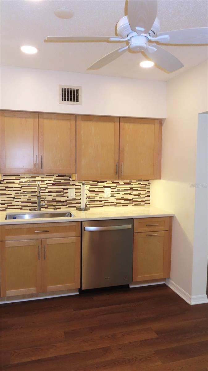 2285 ISRAELI DR #17, CLEARWATER, FL, 33763