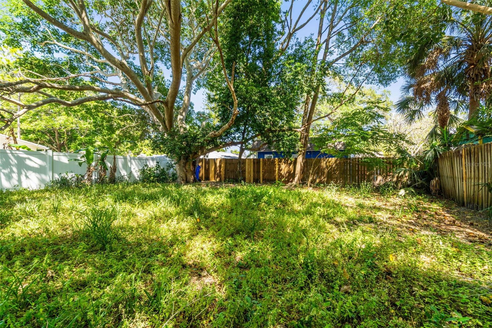 1185 BASS BLVD, DUNEDIN, FL, 34698