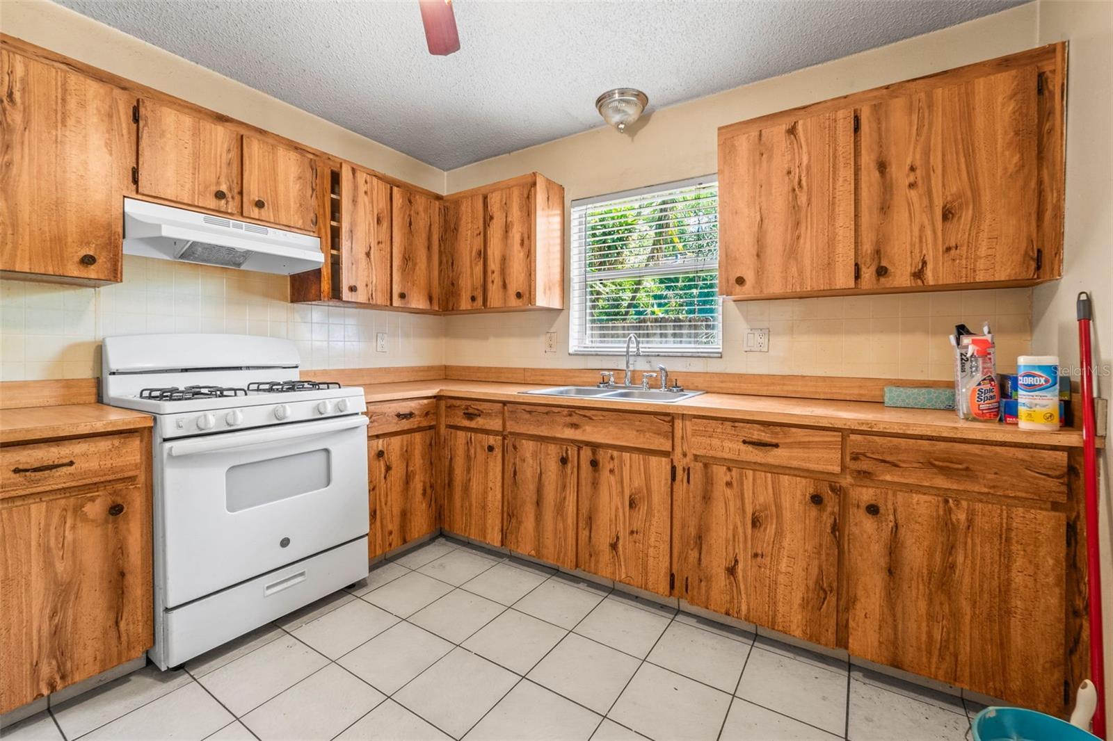 1185 BASS BLVD, DUNEDIN, FL, 34698