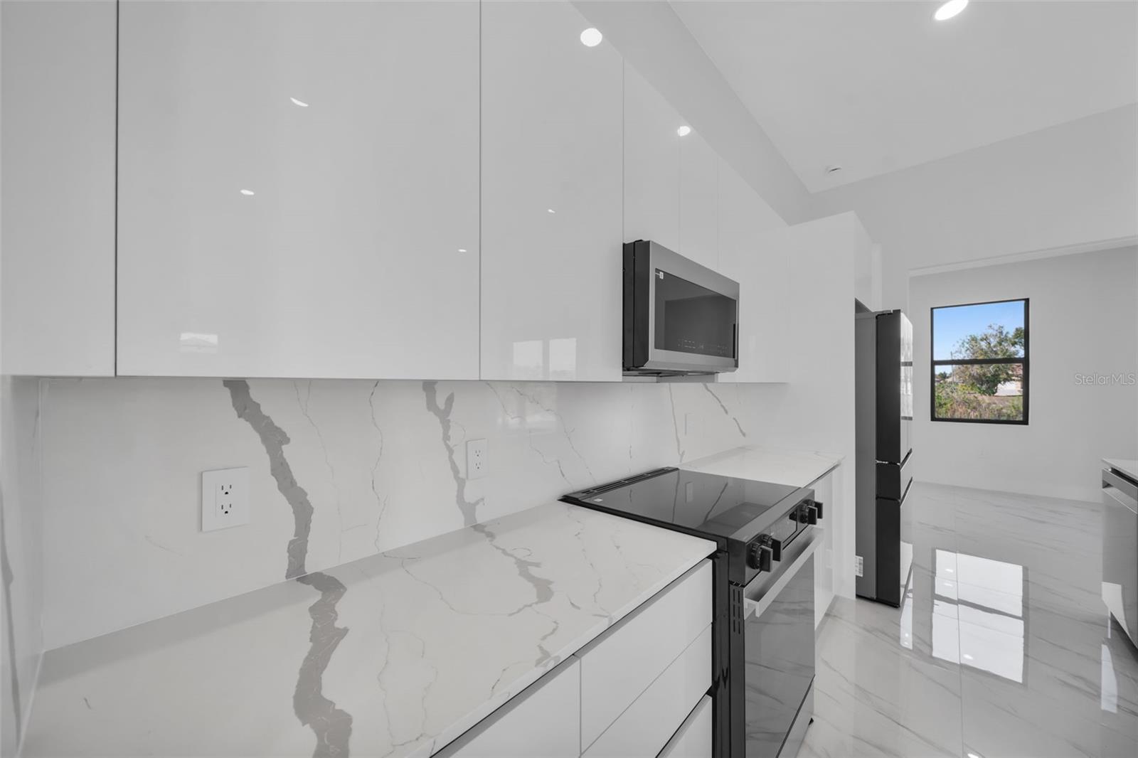 1320 NE 20TH ST, CAPE CORAL, FL, 33909