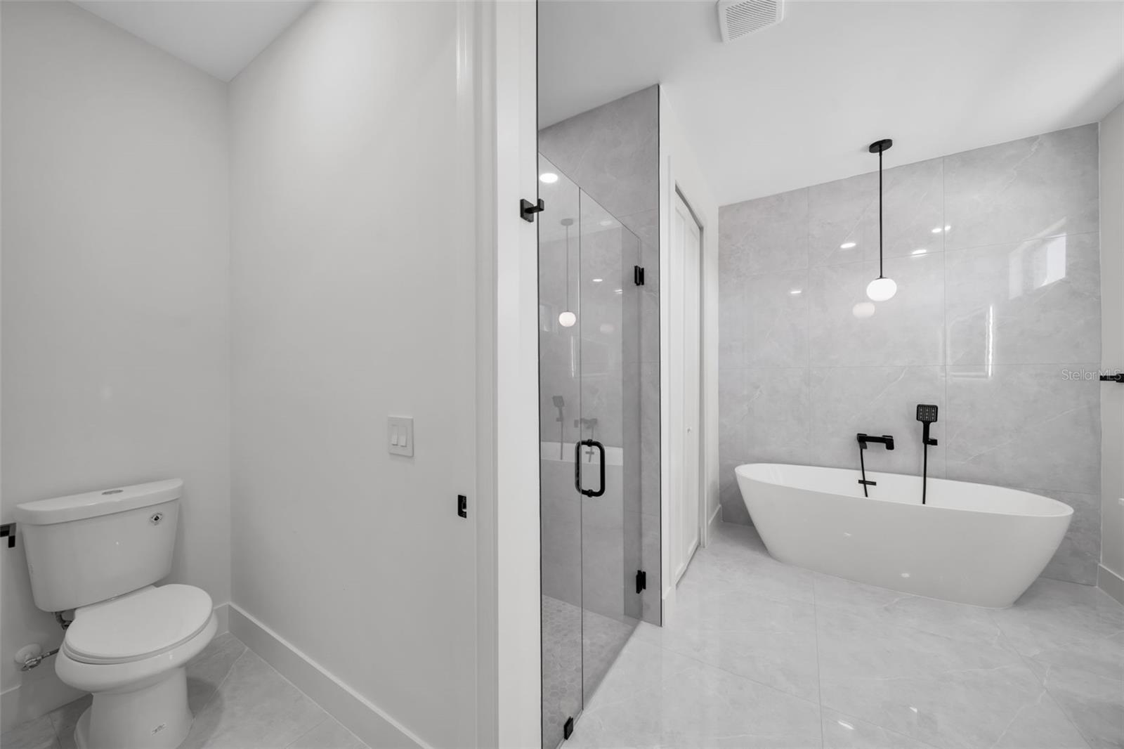 1320 NE 20TH ST, CAPE CORAL, FL, 33909