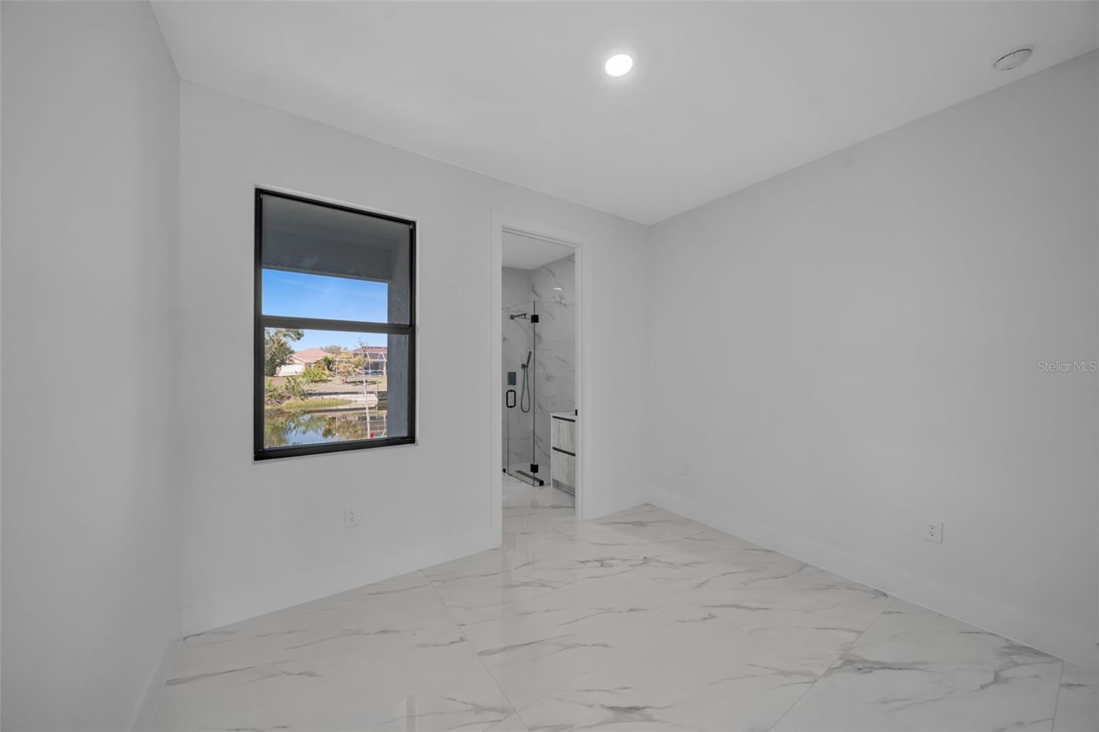 1320 NE 20TH ST, CAPE CORAL, FL, 33909