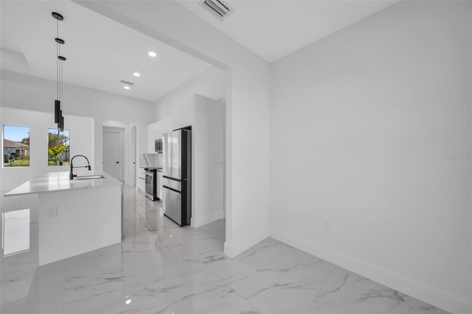 1320 NE 20TH ST, CAPE CORAL, FL, 33909